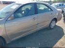 Toyota Camry Le Image 12