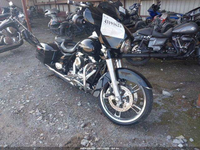  Salvage Harley-Davidson Flhxs
