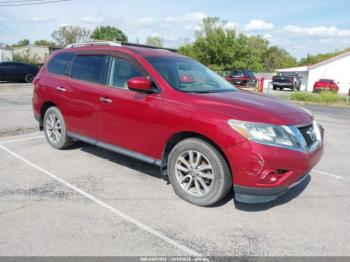  Salvage Nissan Pathfinder