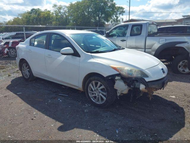  Salvage Mazda Mazda3
