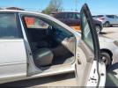 Toyota Camry Le Image 5