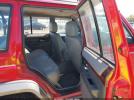 Jeep Cherokee Country Image 2