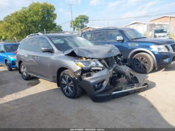  Salvage Nissan Pathfinder