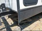 Venture Travel Trailer Image 9