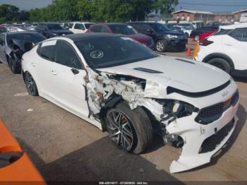  Salvage Kia Stinger