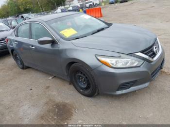  Salvage Nissan Altima