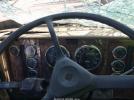 International 9200 9200i Image 2