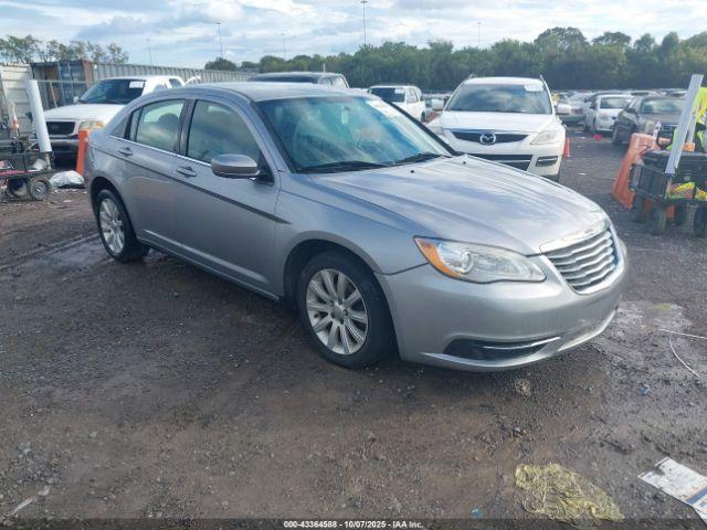  Salvage Chrysler 200