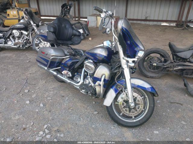  Salvage Harley-Davidson Flhtkse