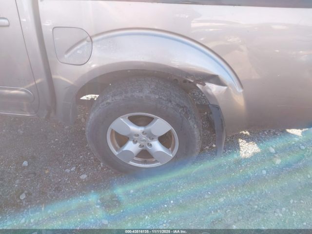 Nissan Frontier Le Image 5