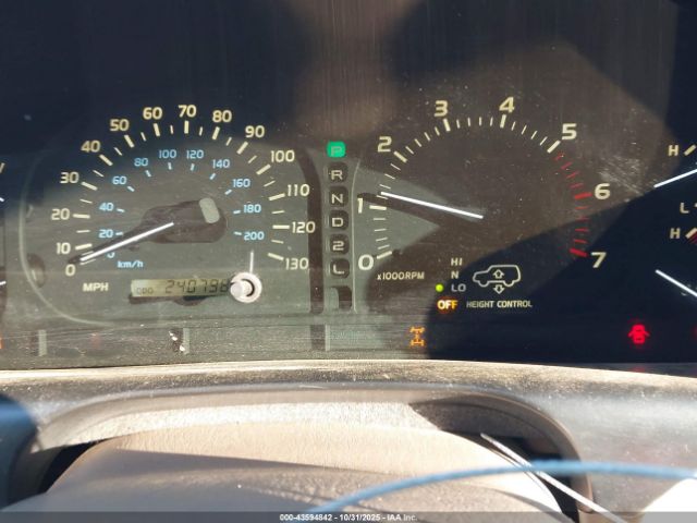 Lexus LX 470 Image 8