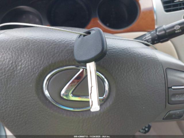 Lexus Es Image 11