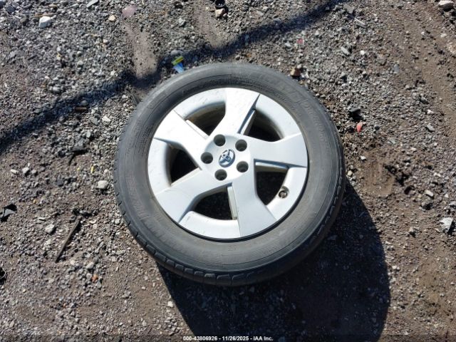 Toyota Prius Two Image 8