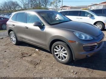  Salvage Porsche Cayenne