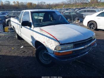  Salvage Chevrolet S-10