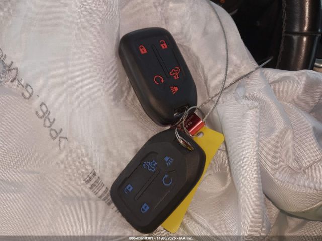 GMC Sierra 1500 4wd  Short Box Denali Image 3