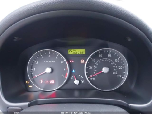 Hyundai ACCENT Gs Image 10