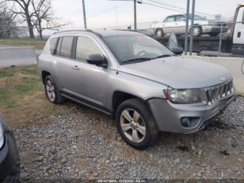  Salvage Jeep Compass