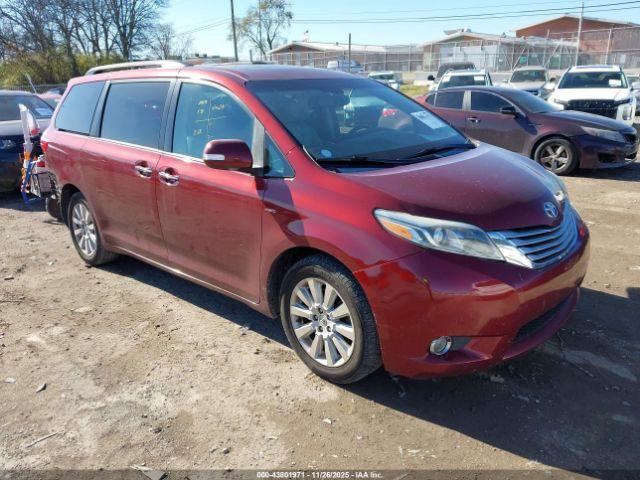  Salvage Toyota Sienna