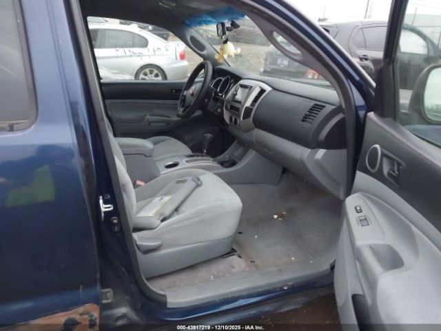 Toyota Tacoma Prerunner V6 Image 5