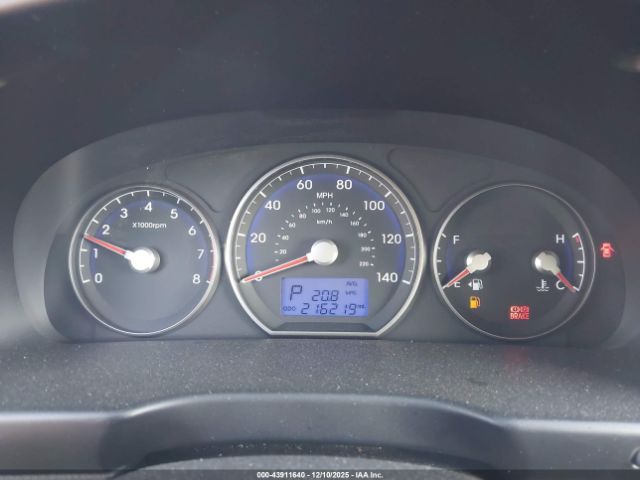 Hyundai SANTA FE Limited V6 Image 9