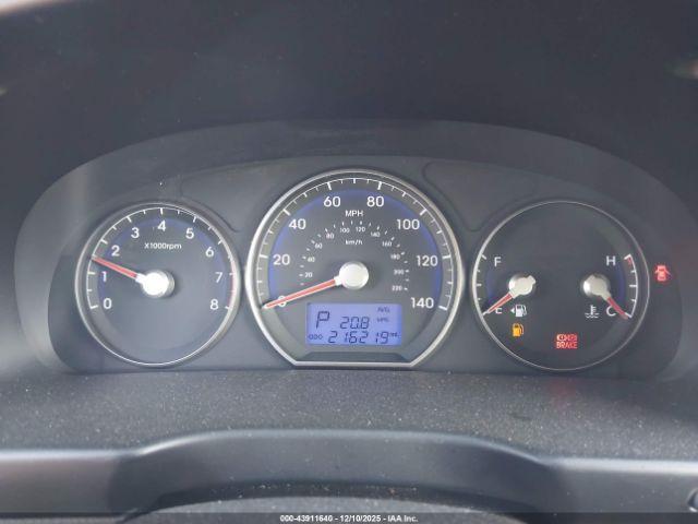 Hyundai SANTA FE Limited V6 Image 9