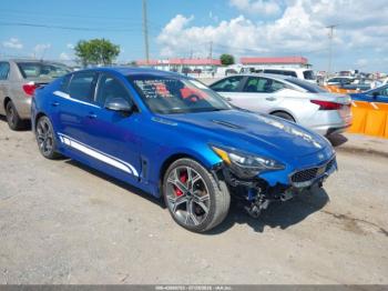  Salvage Kia Stinger