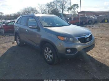  Salvage Kia Sorento