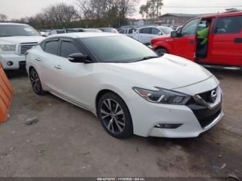  Salvage Nissan Maxima