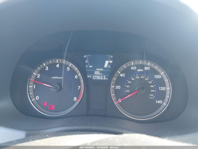 Hyundai ACCENT Gls Image 2