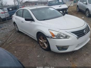  Salvage Nissan Altima