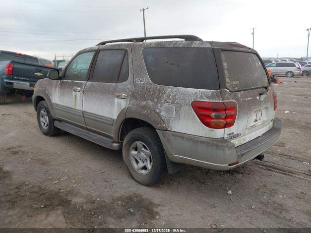 Toyota Sequoia Sr5 V8 Image 8