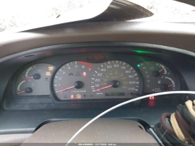 Toyota Sequoia Sr5 V8 Image 10