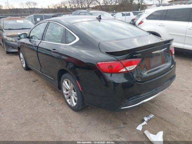 Chrysler 200 Limited Platinum Image 4