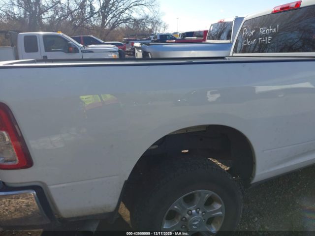 Ram 3500 Big Horn  4x4 8' Box Image 8