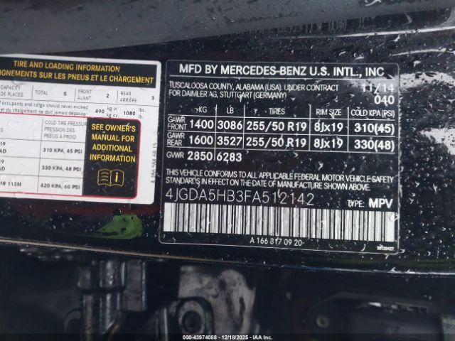 Mercedes-Benz M-Class 4matic Image 11