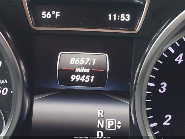 Mercedes-Benz M-Class 4matic Image 16