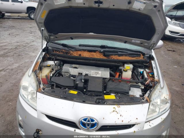 Toyota Prius Two Image 7