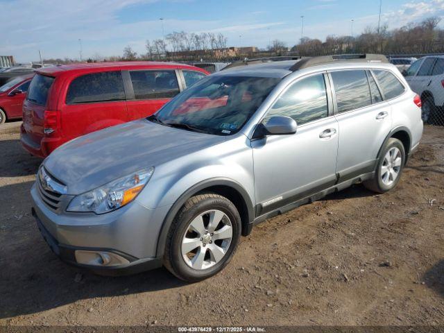 Subaru Outback 2.5i Premium Image 10