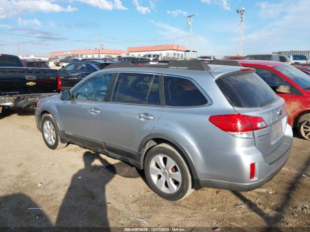 Subaru Outback 2.5i Premium Image 11