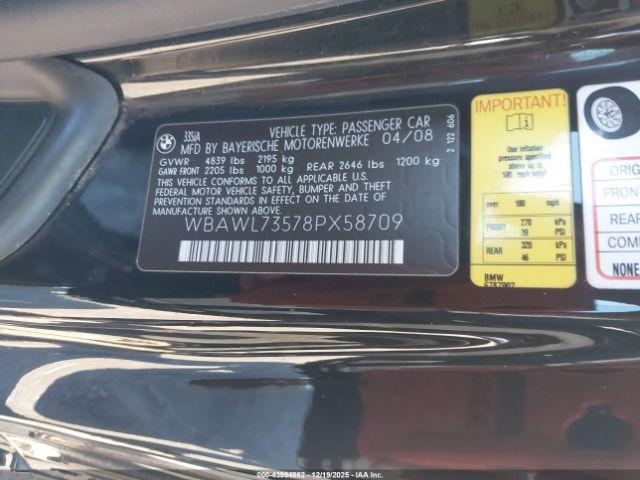 BMW 3 Series Image 12