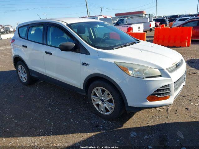  Salvage Ford Escape