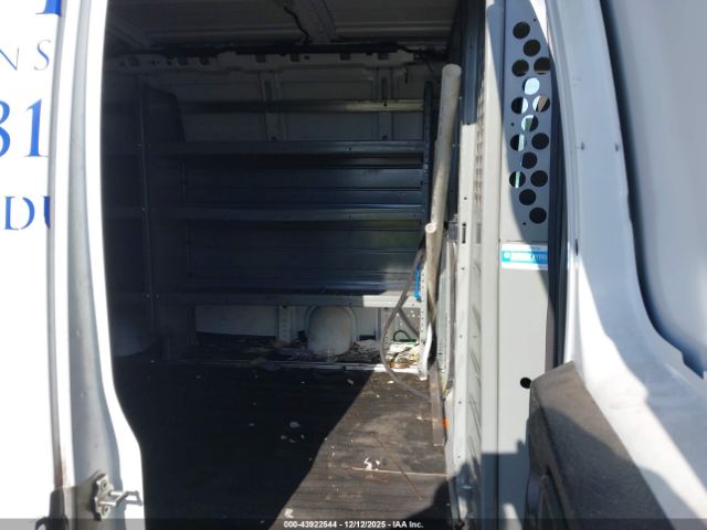 Chevrolet Express Rwd 2500 Regular Wheelbase Wt Image 11