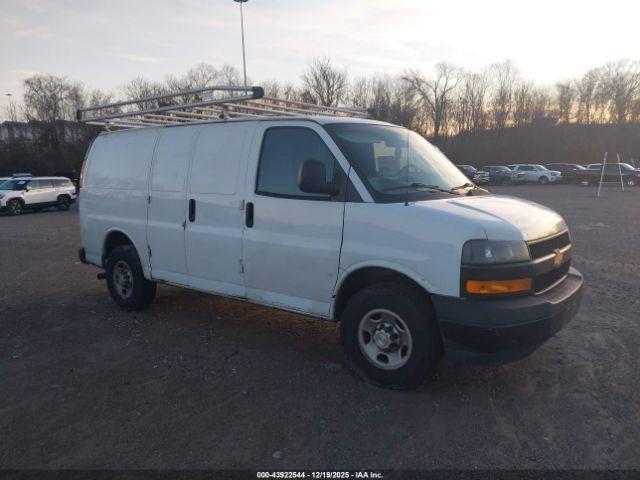 Chevrolet Express Rwd 2500 Regular Wheelbase Wt Image 8