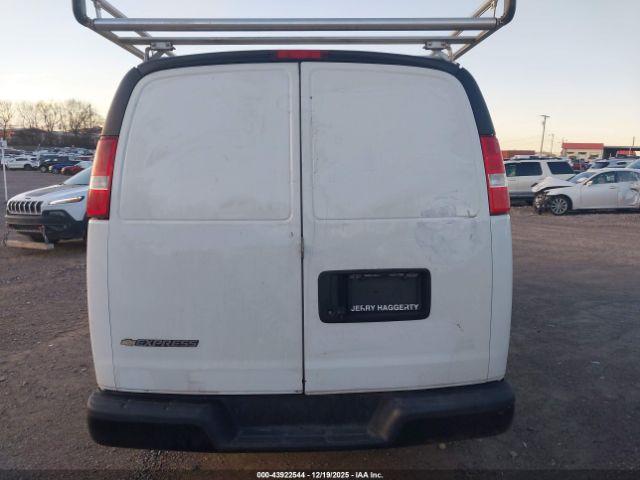 Chevrolet Express Rwd 2500 Regular Wheelbase Wt Image 15