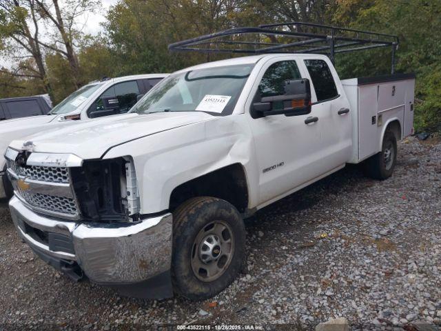 Chevrolet Silverado 2500 Wt Image 6