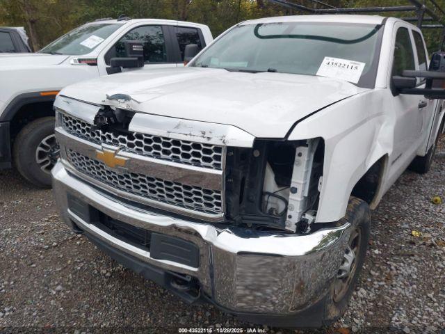 Chevrolet Silverado 2500 Wt Image 16