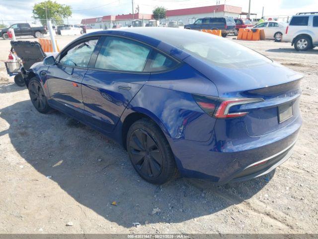Tesla Model 3 Long Range Rear-wheel Drive Image 12