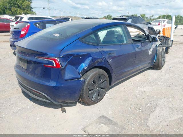 Tesla Model 3 Long Range Rear-wheel Drive Image 16