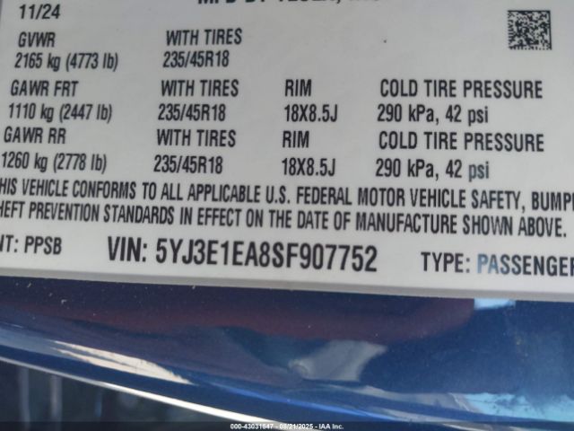 Tesla Model 3 Long Range Rear-wheel Drive Image 6